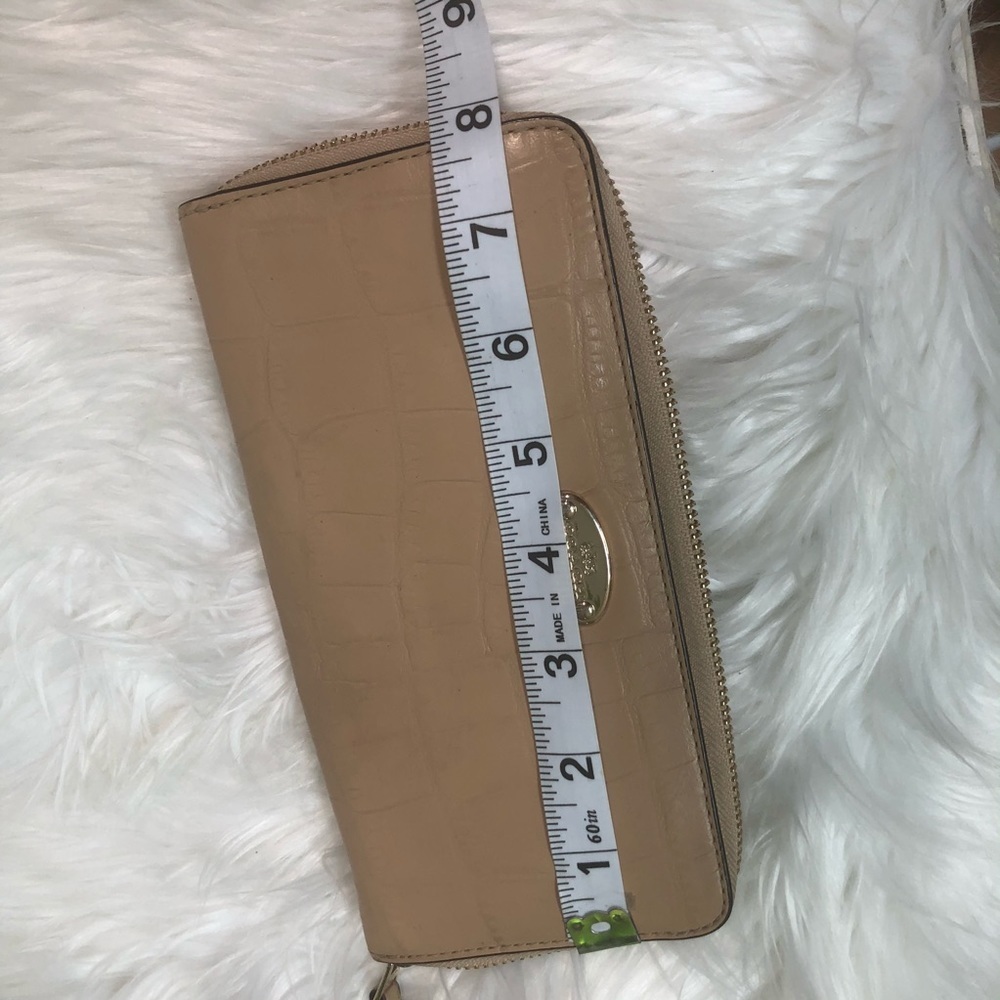 Vintage Leather Coach Wrap Around Zipper Wallet - Picture 9 of 9